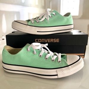Mint Converse